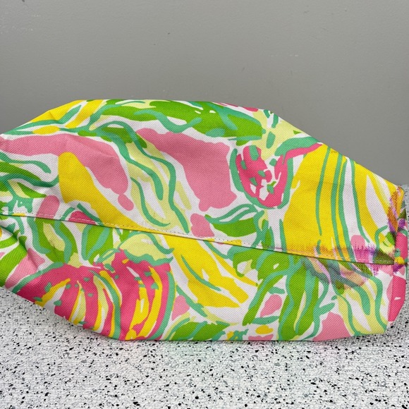 Lilly Pulitzer Estee Lauder Tote Bag Pink Green Yellow Fruit Resort Beach Travel - Picture 6 of 8